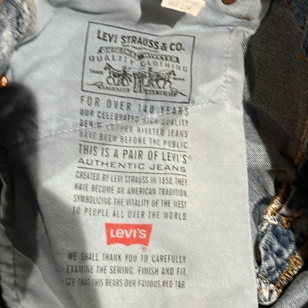 Men’s 90s vintage 550 Levi’s relaxed fit tapered leg 40 x 34